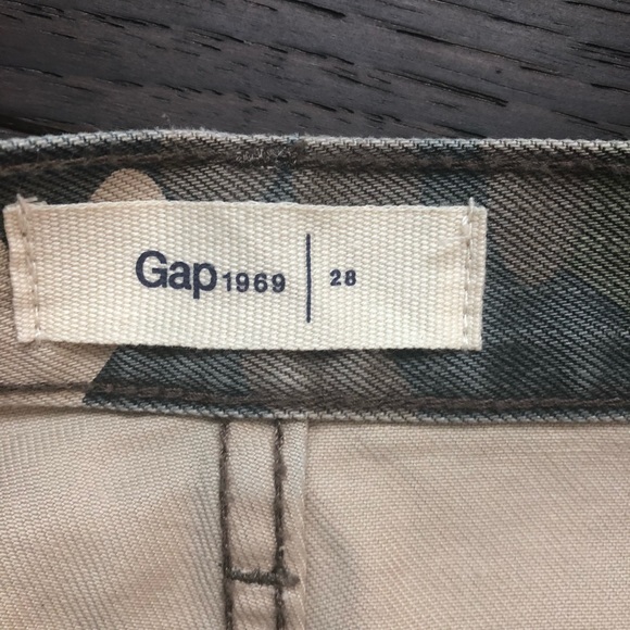 Gap High Rise Camo Mini Skirt - Picture 5 of 5